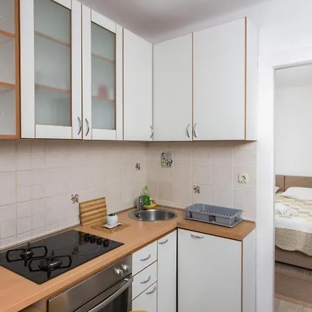 Lejlighed Family Tokic - One Bedroom With Terrace *